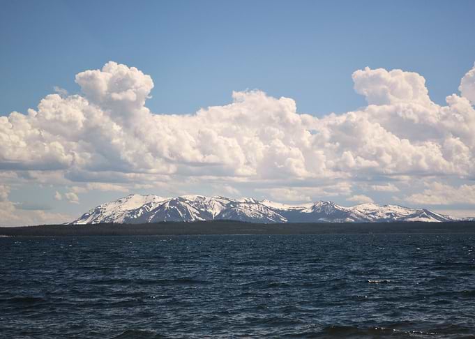 Yellowstone 9