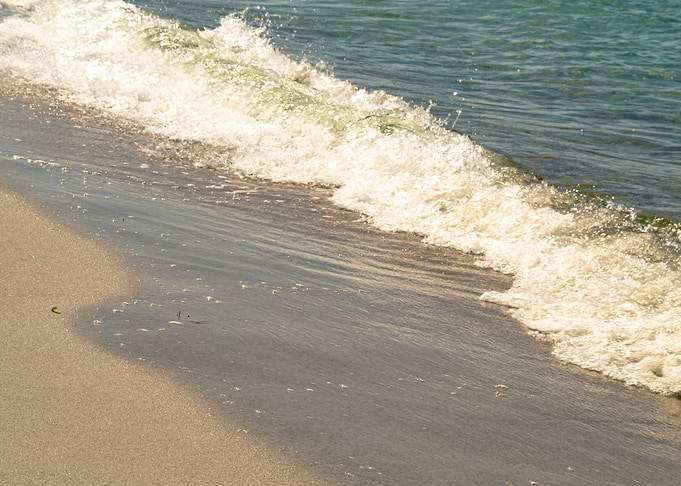 Beach waves
