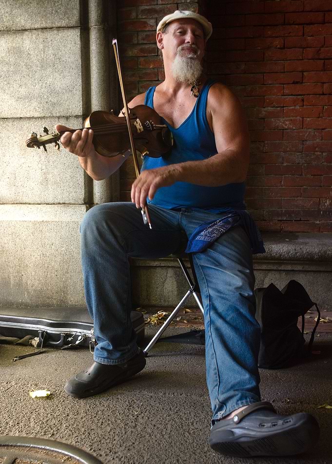 Eddie the Fiddler