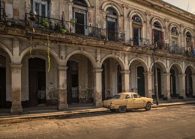 Monochrome car in LaHavana