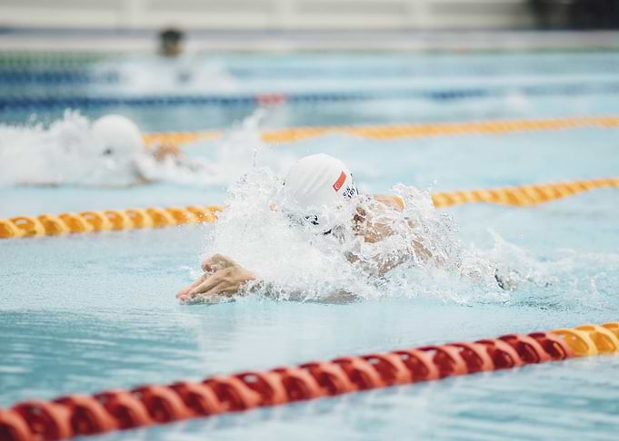 Swimming Battle