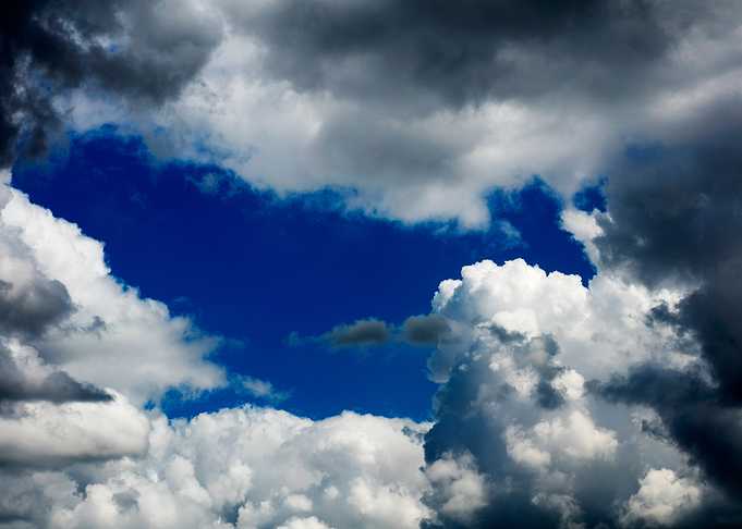 Summer blue skyscape print