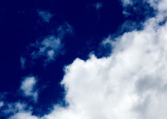 Summer blue skyscape print