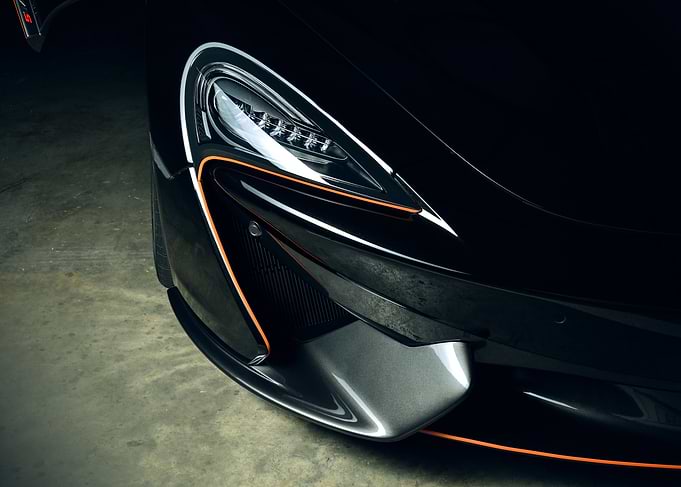 Mclaren 570s Front side
