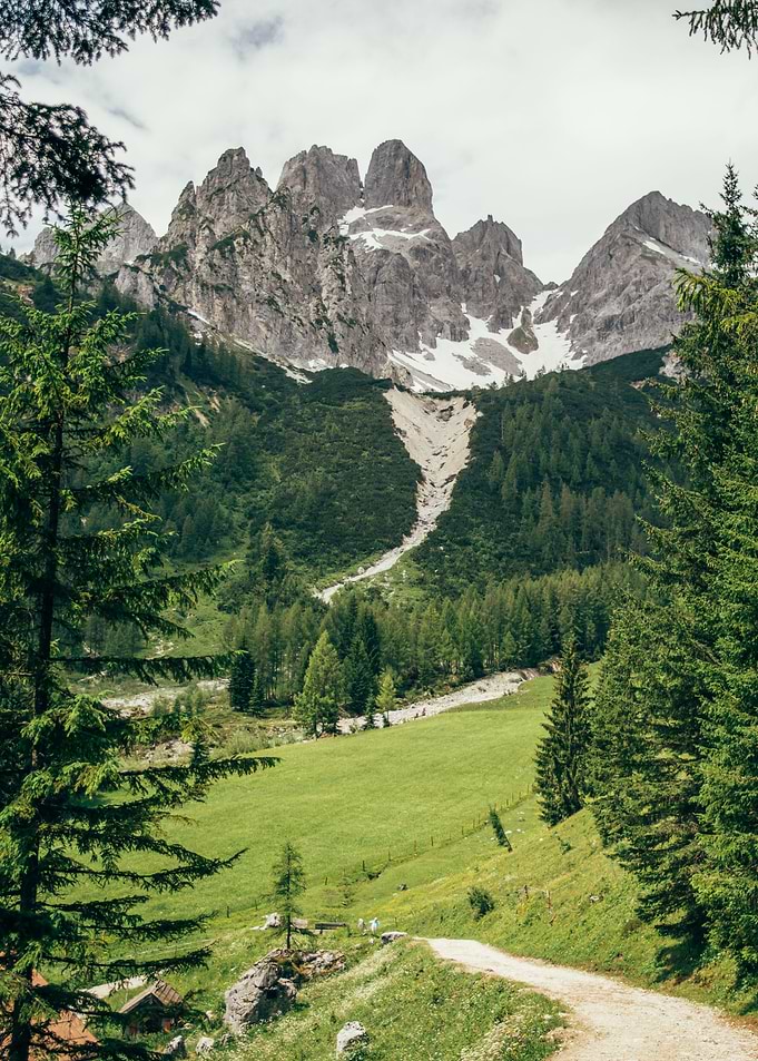 Bischofsmutze Alpine Peak
