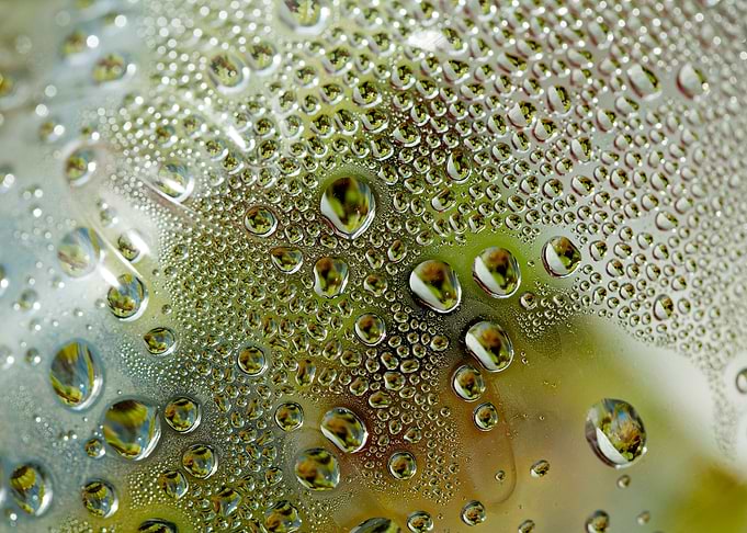 Water drops Canon Eos 5DS
