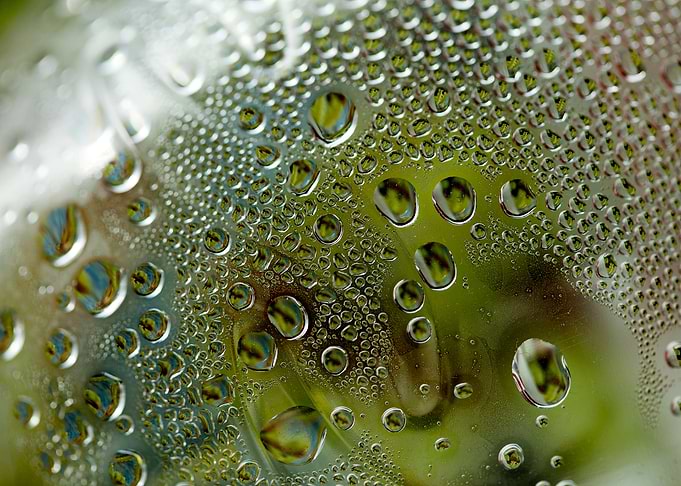 Water drops Canon Eos 5DS