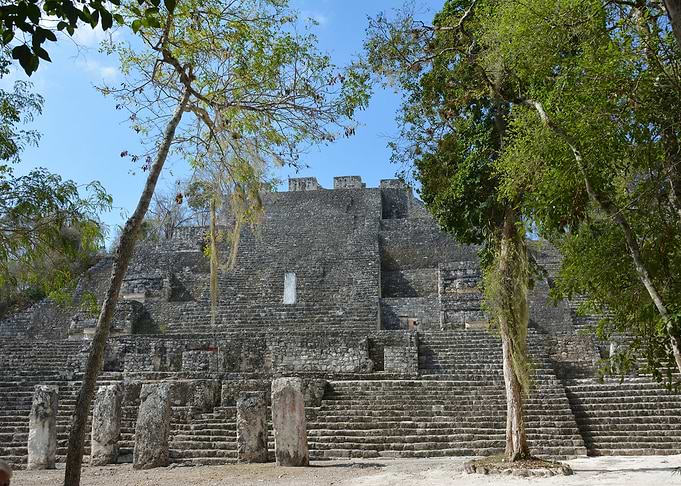 mayan temple yucatan mexi
