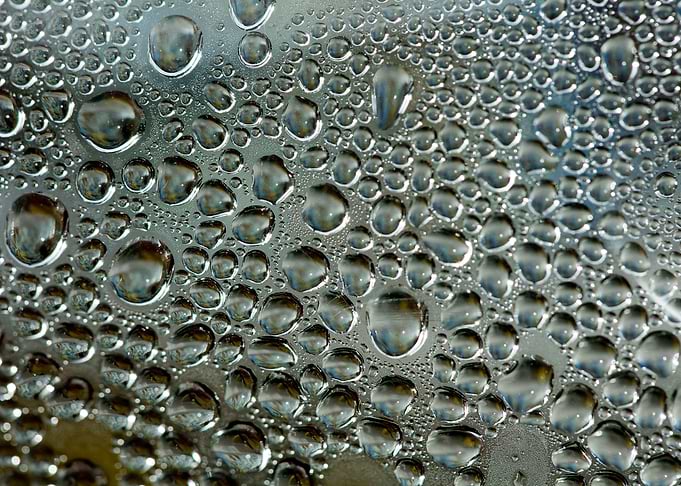 Water drops Canon Eos 5DS