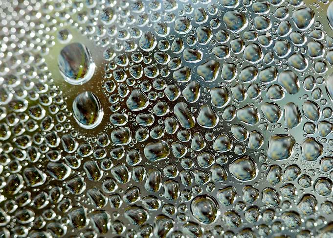 Water drops Canon Eos 5DS