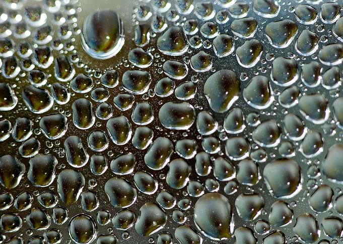 Water drops Canon Eos 5DS