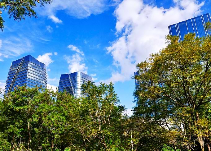 CORPORATE TOWERS IV