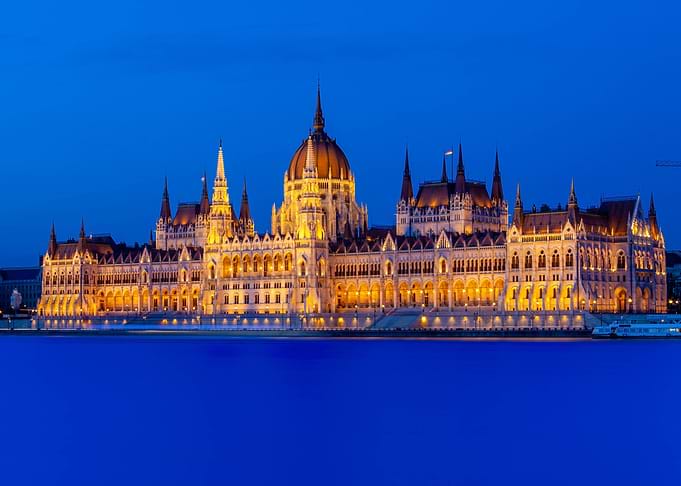 budapest parliament