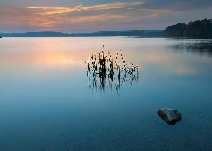 Beautiful Lake Sunrise Lan