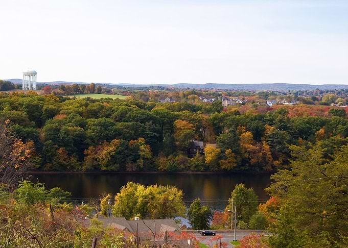 Ludlow Massachusetts Sceni