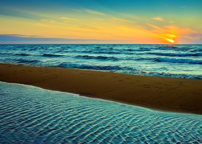 Beautiful Sunset Over Sea