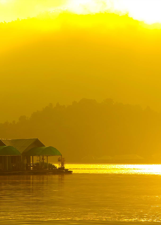 The Floating Hut In Dam La