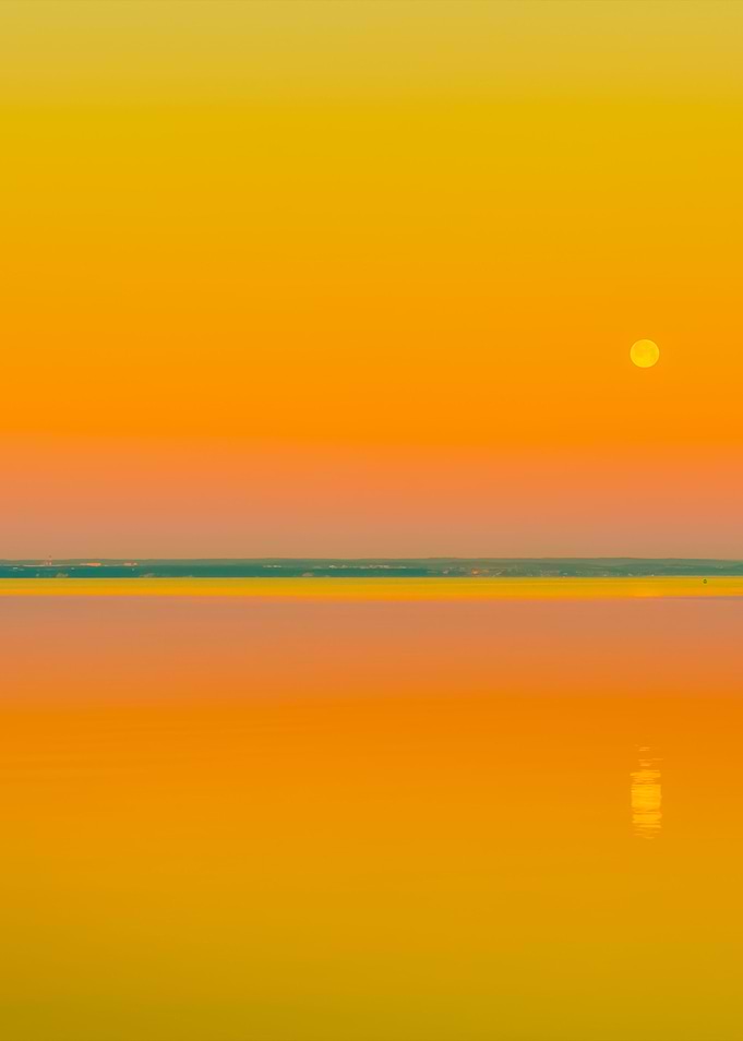 Wane Over Sea Moon Over Ba