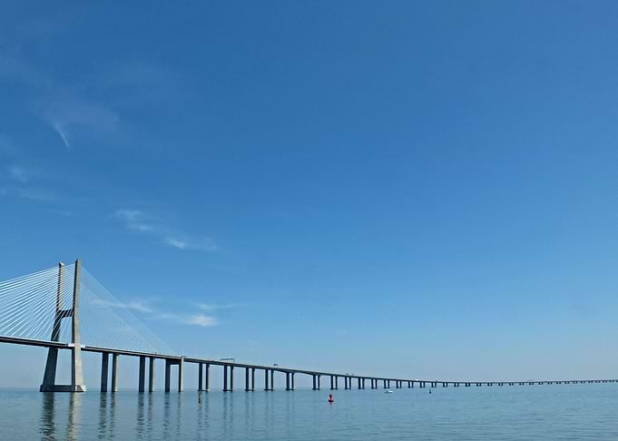 Puente Vasco da Gama