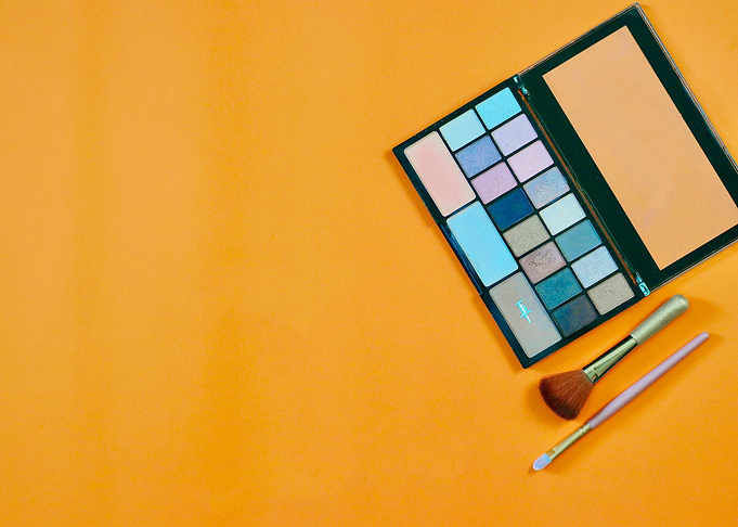 Woman makeup set
