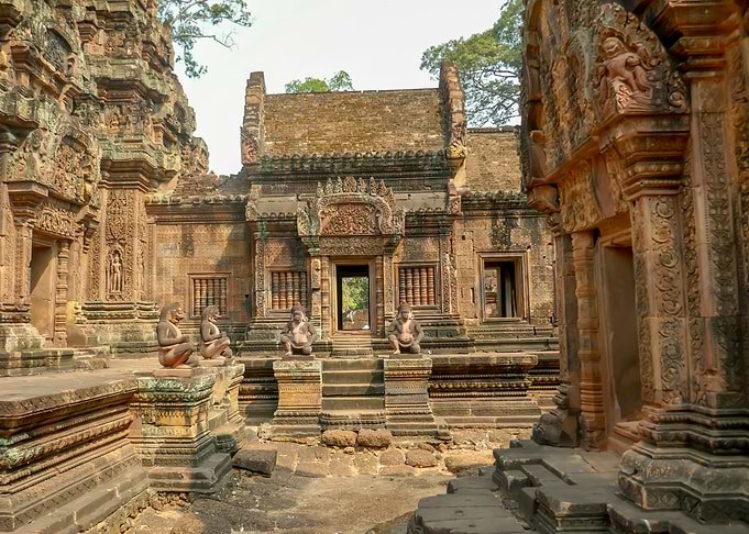 Banteay Srei Temple