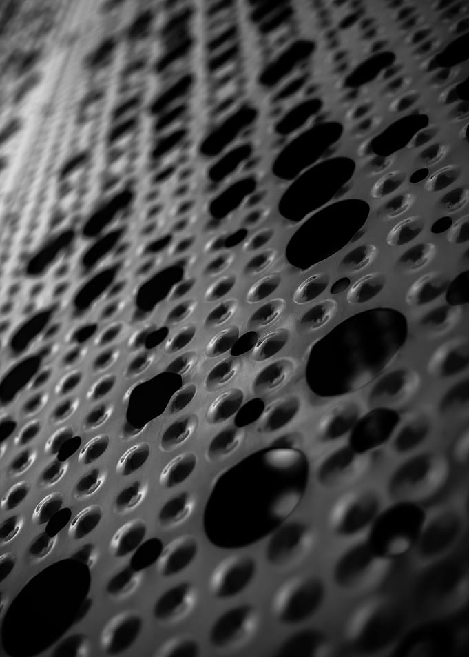 Metal plate