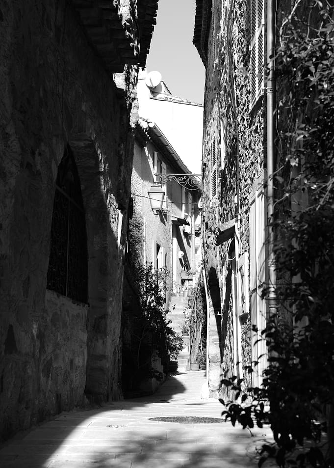 Small street in Gassin