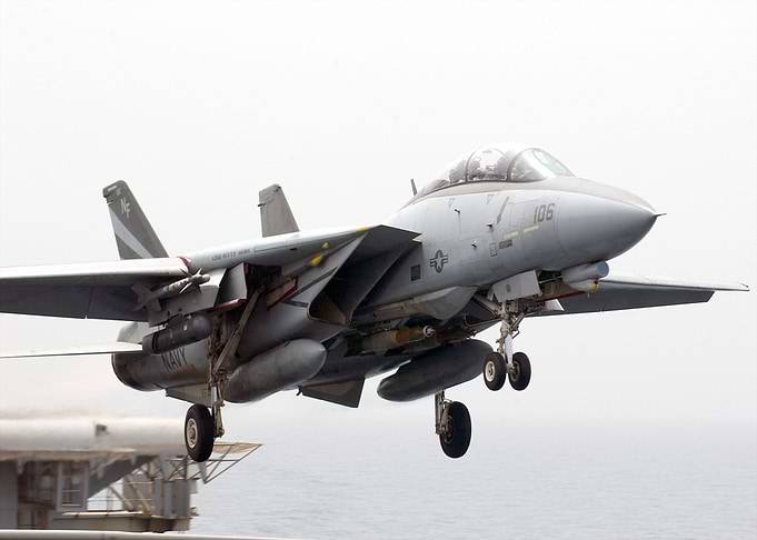 F14 Tomcat