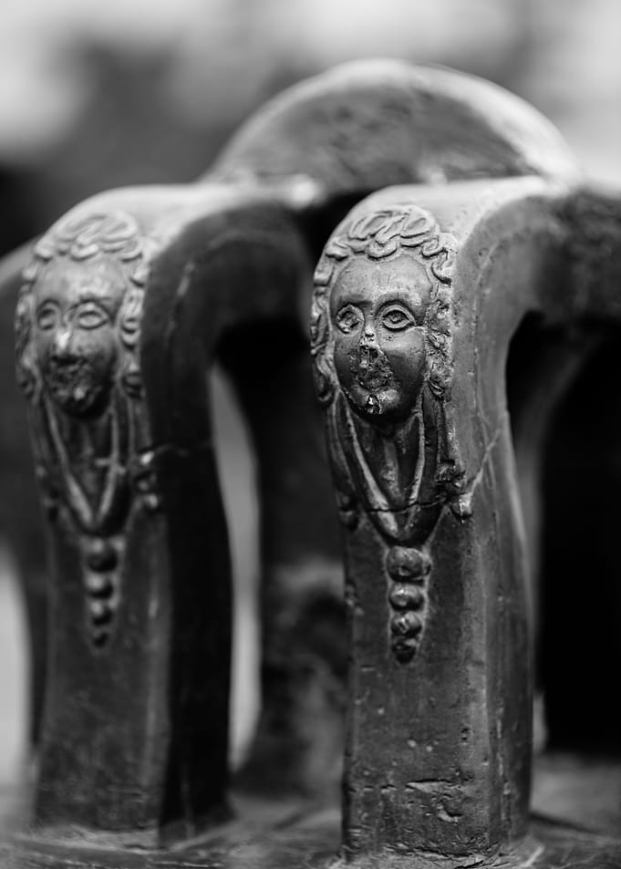 Bell detail
