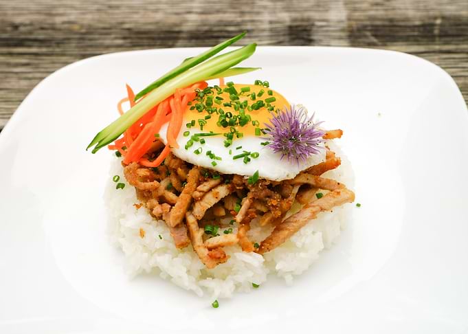 VIETNAMESE FOOD