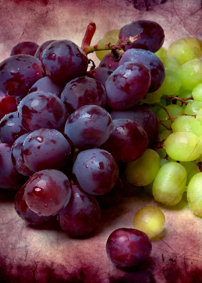 Grapes Red And Green