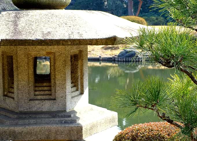 Stone lantern in Shinjuku