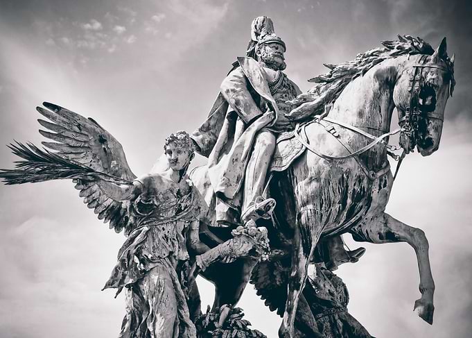 statue of emperor
