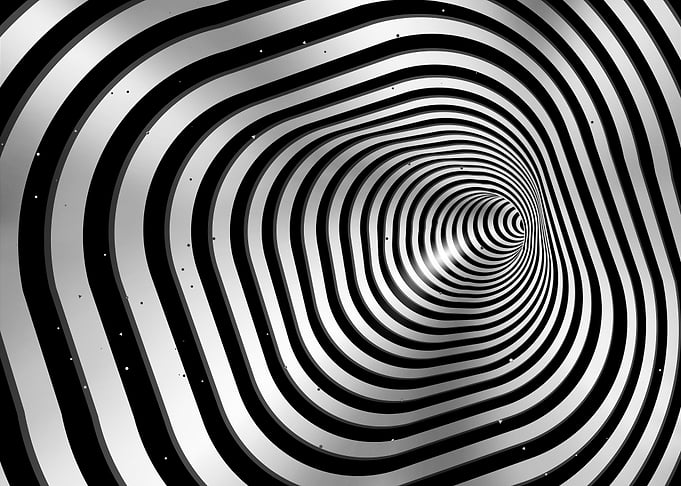 Square wormhole bw