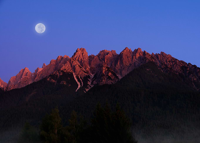 dlomite mountains