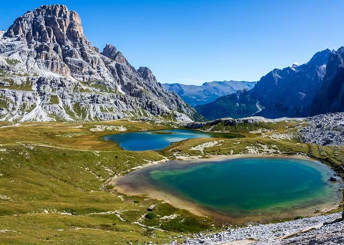 lakes at dolomites italy