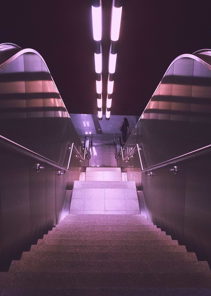 beneAth