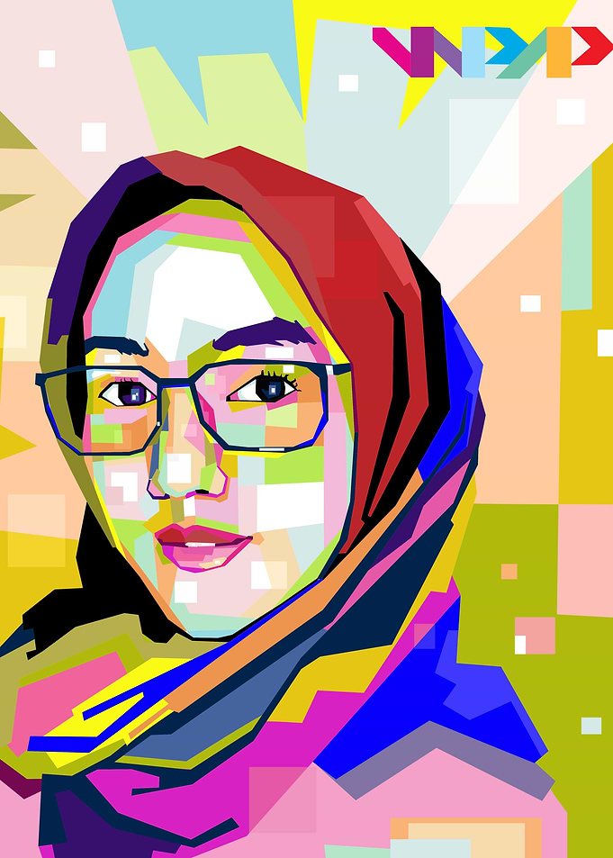 bespectacled beauty