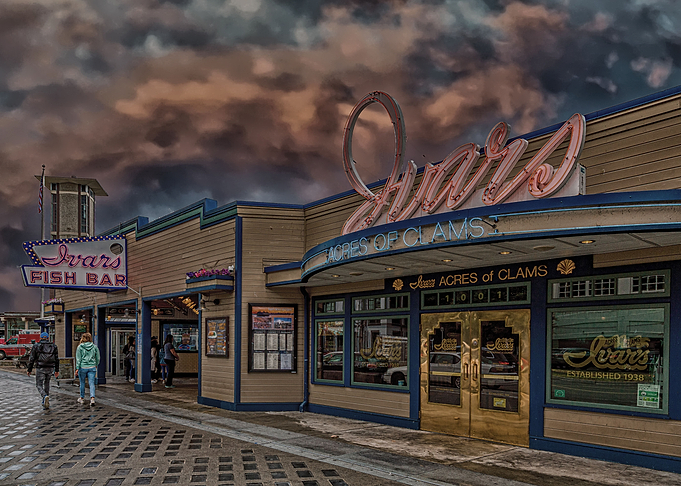 Ivars Acres of Clams