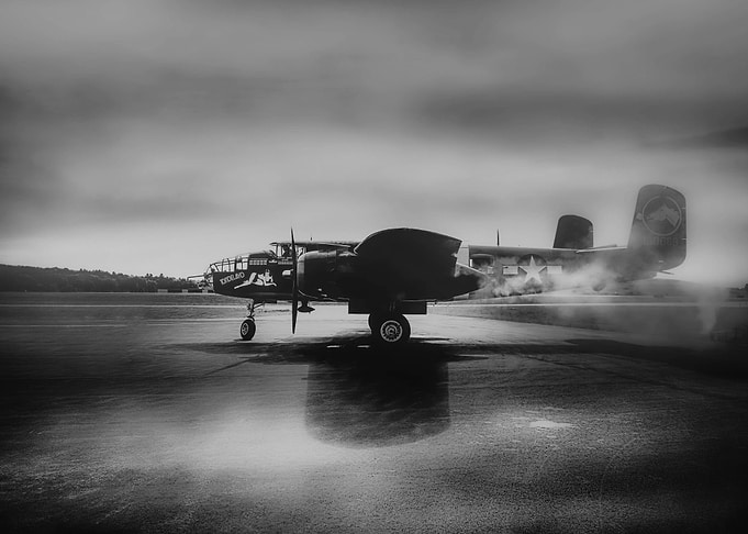 Tondelayo B25 Bomber