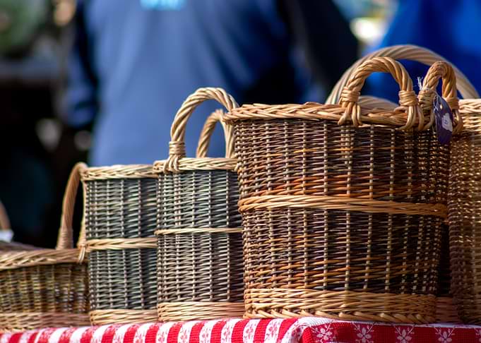 Straw baskets