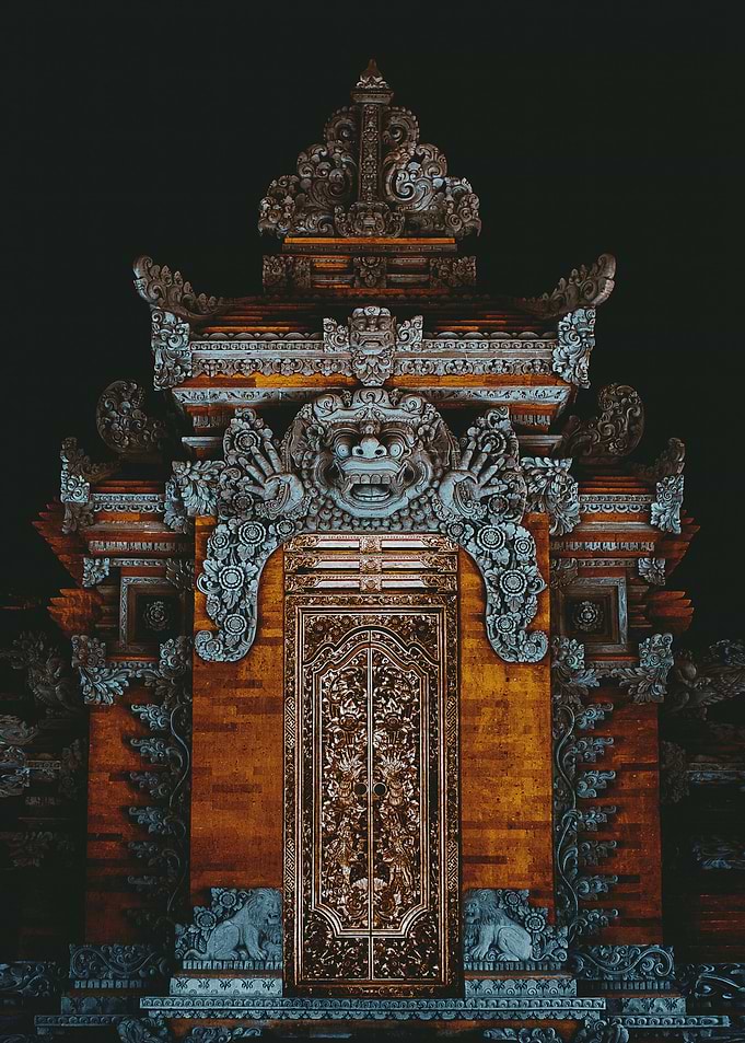 Balinese gate
