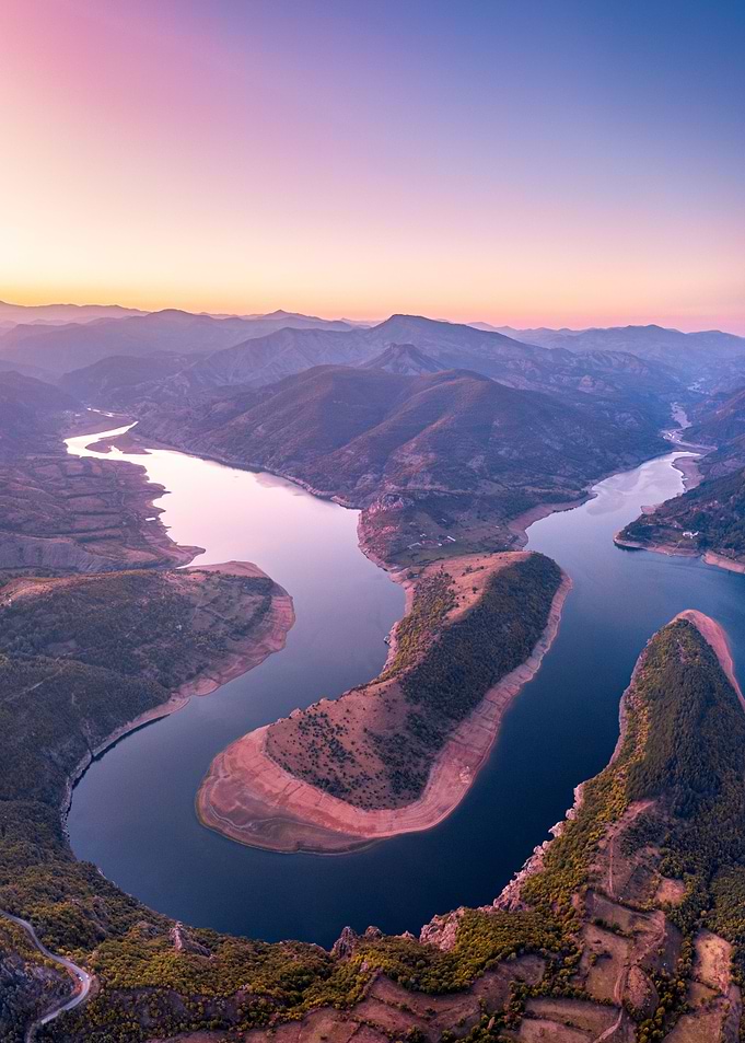 Curves of Arda river