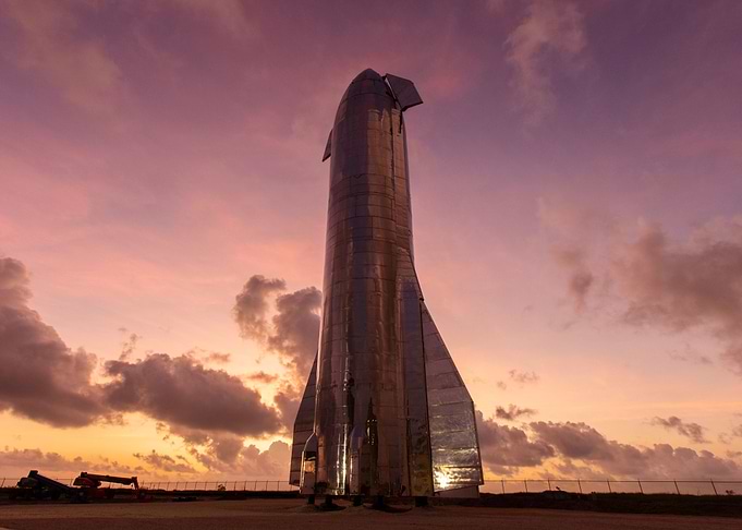 Starship Epic Sky
