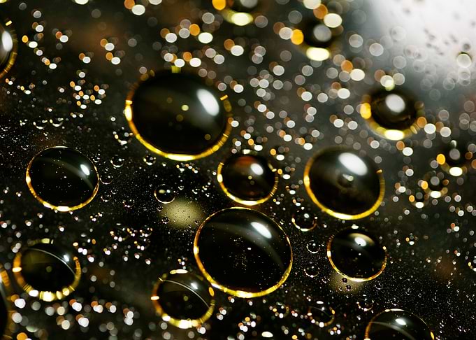 Oil bubbles on water macro