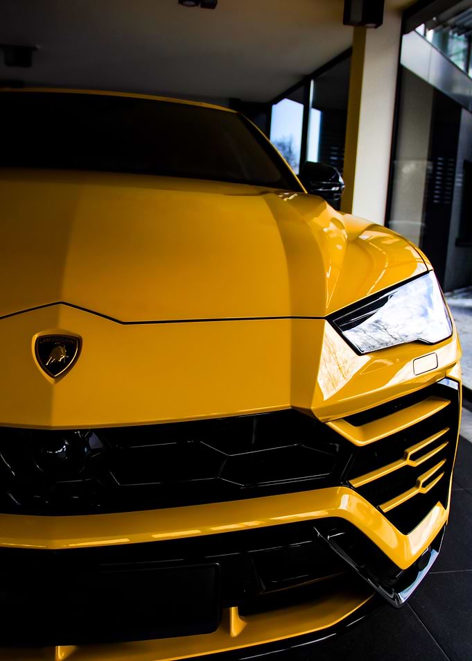 YELLOW URUS