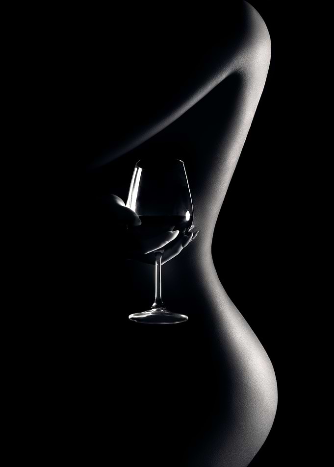 Nude woman red wine 3