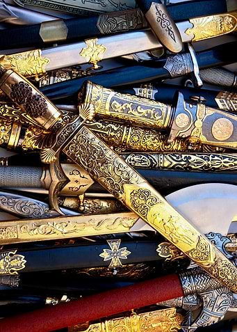 Medieval Daggers Dirks