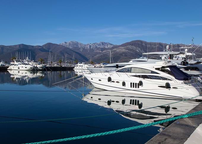 Yachts and ropes