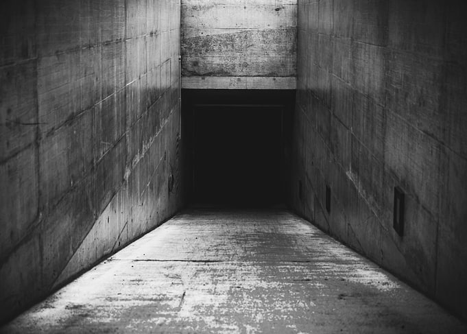 Dead End BW